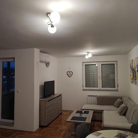 S&D Apartman Lukavica 외부 사진